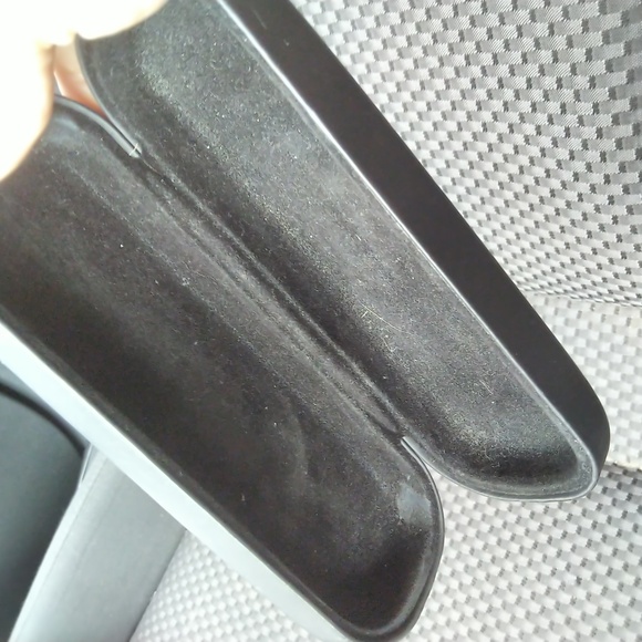 Columbia Glasses case - Picture 3 of 3